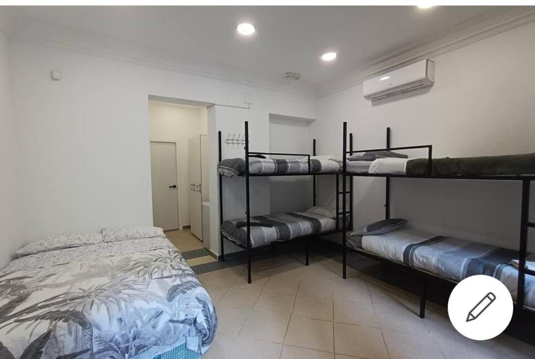 Hotel Parsa Residencial House à Madrid Extérieur photo